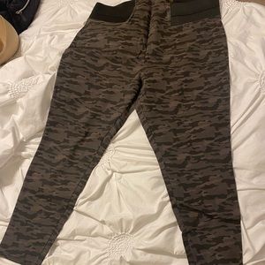 New Camo Jegging
